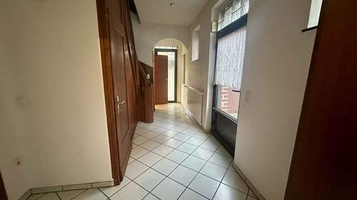 Erdgeschoss - Hausflur - 4 Zimmer Doppelhaushälfte in Grefrath