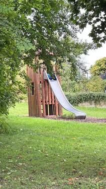 Abenteuerspielplatz direkt vor der Tür - 3 Zimmer Etagenwohnung zum Kaufen in Karlsruhe