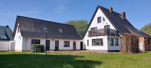 Außenansicht - Großzügiges Einfamilienhaus in Hafennähe von Zingst zu vermieten