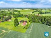 Mitten im Grünen - Pferdebesitzer aufgepasst! Resthof in Alleinlage mit Ausbaureserve, Koppeln und Stall