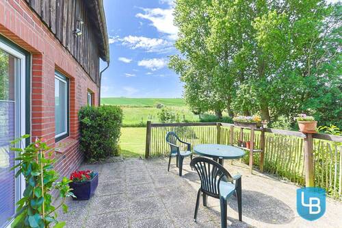 Terrasse mit Blick ins Grüne - 