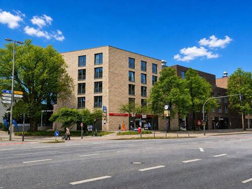 Straßenansicht - Schöne und helle 2-Zimmer Neubauwohnung mit Südbalkon – komfortables und ruhiges Wohnen in Hamburg-Iserbrook