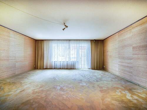 Wohnzimmer - 3 Zimmer Etagenwohnung in Karlsruhe-Wolfartsweier