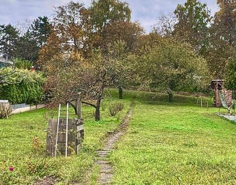 Grundstück - Doppelhaushälfte mit 125,00 m&sup2; in Baden-Baden zum Kaufen
