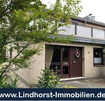 Familienfreundliches Reihenendhaus mit Gartenidylle auf 380m² und Garage - Delmenhorst Deichhorst