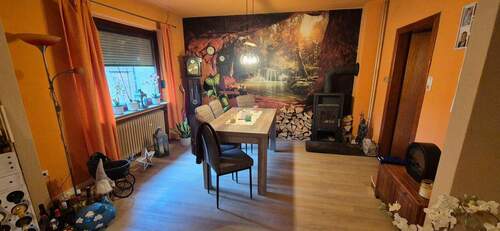 Esszimmer mit Kaminofen.jpg - 