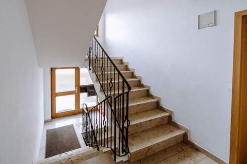 gepflegtes Treppenhaus - 