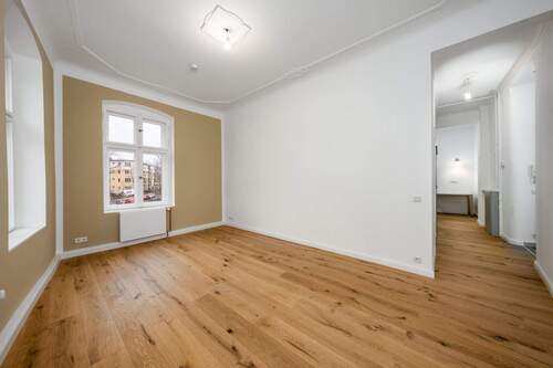 2 - 3 Zimmer Etagenwohnung zum Kaufen in Berlin