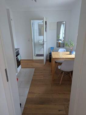 Blick in Esszimmer - 