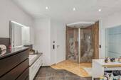 Vollbad im EG. mit Dusche - 
