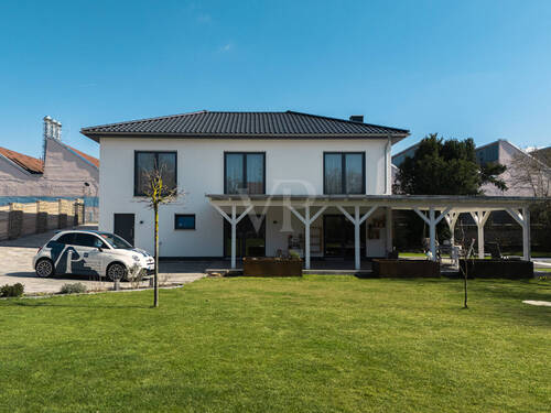 Front Gartenansicht - Einfamilienhaus mit 177,30 m² in Stadtilm zum Kaufen