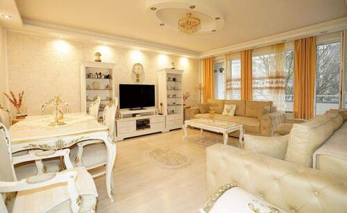 Zimmer 1 - 3 Zimmer Etagenwohnung in Berlin