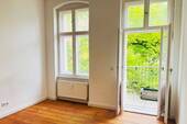Zimmer 5 mit Balkonzugang 2 - 