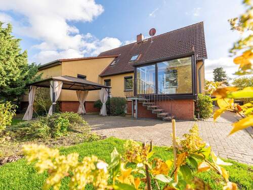 Wintergarten und Terrasse - 1 Zimmer Einfamilienhaus zum Kaufen in Rätzlingen