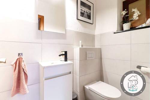 Modernes Gäste WC - 