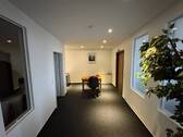 Eingangsbereich - 7 Zimmer Büro zur Miete in Fritzlar
