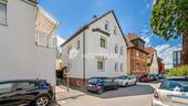Außenansicht 1 - 'Ready-to-go' Mehrfamilienhaus mit 3 Wohnungen und 600 m² Gartengrundstück