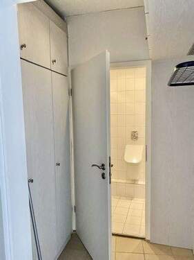 Garderobe mit Einbauschränken - 