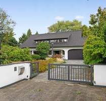 TOLLES HAUS IN TOLLER LAGE! - 1.450.000,00&nbsp;EUR Kaufpreis, ca.&nbsp; 303,30&nbsp;m&sup2;&nbsp;Wohnfl&auml;che in Ratingen (PLZ: 40883) Hösel