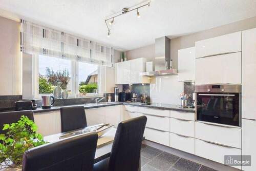 Küche - Mehrfamilienhaus, Wohnhaus mit 138,00 m² in Selfkant-Hillensberg zum Kaufen