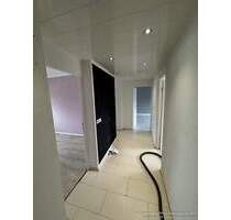 3-Zimmer-Wohnung in 4 OG mit Balkon in ruhiger Wohnlage ohne Aufzug! Anwesen - Karlsruhe-Ost 3-Zimmer-Wohnung in 4 OG mit Balkon in ruhiger Wohnlage ohne Aufzug! Anwesen - Karlsruhe-Ost