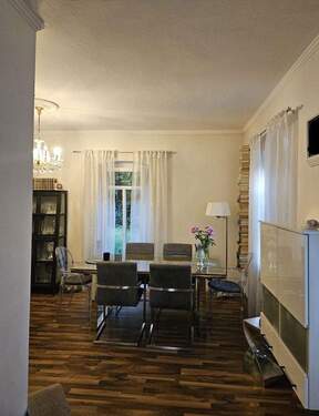 Esszimmer aus Küche heraus - 