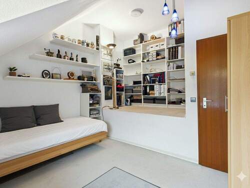 Schlafzimmer/Büro gestaged - 