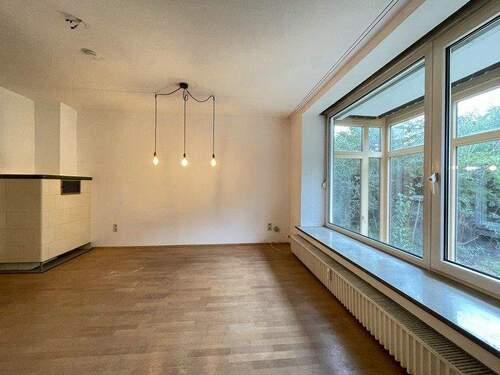 EG Wohnen - 7 Zimmer Mehrfamilienhaus, Wohnhaus zum Kaufen in Nürnberg