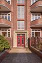 Hauseingang - 4 Zimmer Etagenwohnung zum Kaufen in Hamburg