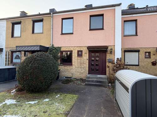 Vordere Hausansicht - 