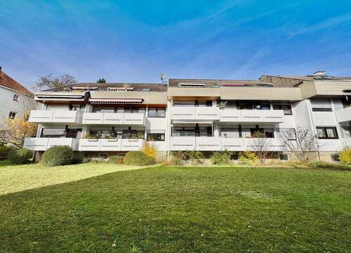 Hausansicht - Attraktive Erdgeschosswohnung in Degerloch