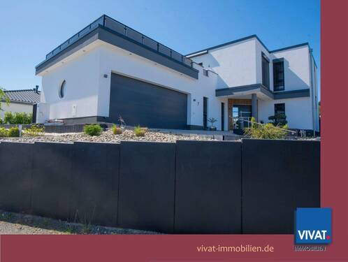 Bild 1 - Wohnhaus der Extraklasse mit Energieklasse A+, TOP-Ausstattung, Feldrandlage! Käuferprovisionsfrei.