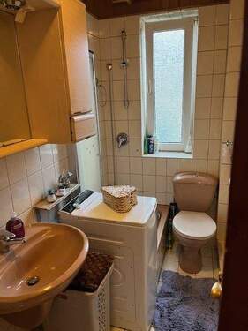 Bad-WC-WM-Anschluss-Fenster - 