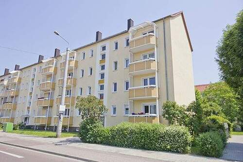 Ansicht vorn - 2 Zimmer Etagenwohnung in Halle (Saale)