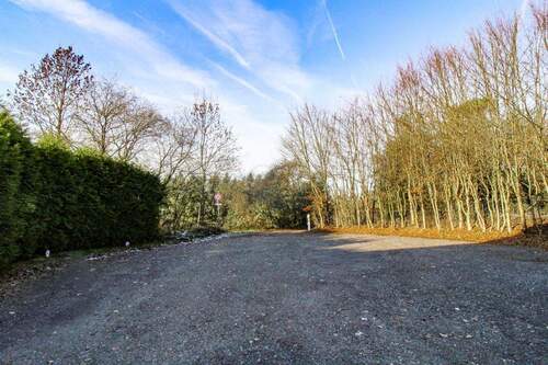 24) Sackgassenlage im Grünen - 