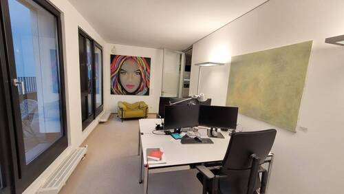 Schreibtischplätze - Moderne, helle, möblierte Büroarbeitsplätze in Bestlage in Schwabing - All-in-Miete