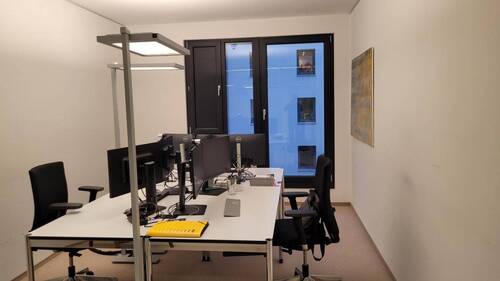 Schreibtischplätze - 