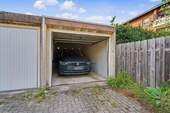 Große separate Garage im Eigentum - 