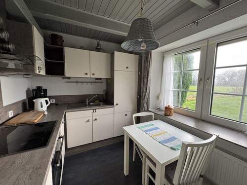 Küche - Etagenwohnung mit 40,40 m&sup2; in Jade zum Kaufen