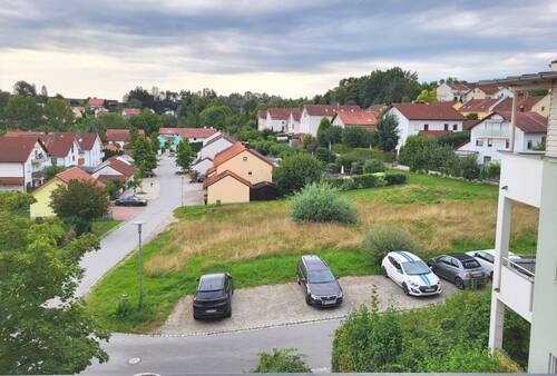 Fernblick vom Wohnungsbalkon - 2-Zi ETW - Obere Stadt - LandauIsar - Süd