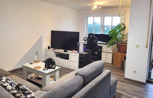 Wohnzimmer - Etagenwohnung mit 68,00 m&sup2; in Landau an der Isar zum Kaufen