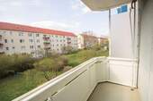 Balkon - Etagenwohnung mit 49,30 m² in Halle (Saale) zur Miete