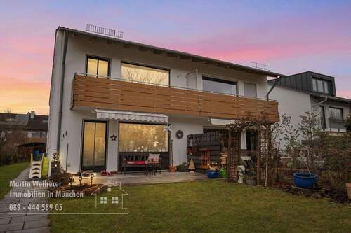 Nacht Garten - 6 Zimmer Doppelhaushälfte zum Kaufen in München