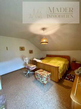 Schlafzimmer Dachgeschoss - 