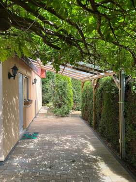 Terrasse - Einfamilienhaus mit 122,00 m&sup2; in Landsberg zum Kaufen