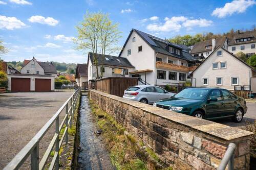 direkt am idyllischen Bachlauf - Mehrfamilienhaus, Wohnhaus mit 500,00 m&sup2; in Heigenbrücken zum Kaufen