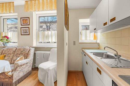 Offene Küche - Etagenwohnung mit 40,40 m&sup2; in München zum Kaufen