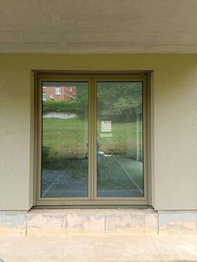 Detail Doppelschwingtür Terrasse - 