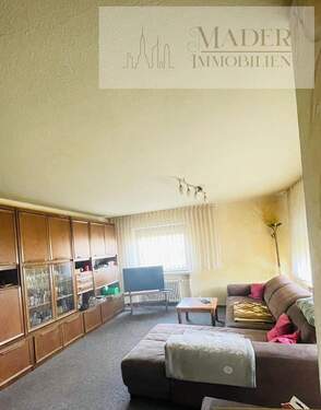 Wohnzimmer EG - 7 Zimmer Mehrfamilienhaus, Wohnhaus in Stockheim