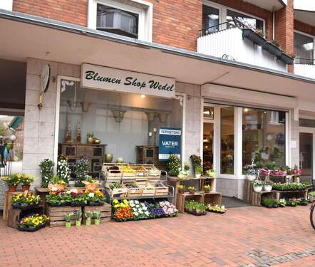 Eingang Blumenladen - Charmantes Ladenlokal in Wedel zu vermieten!